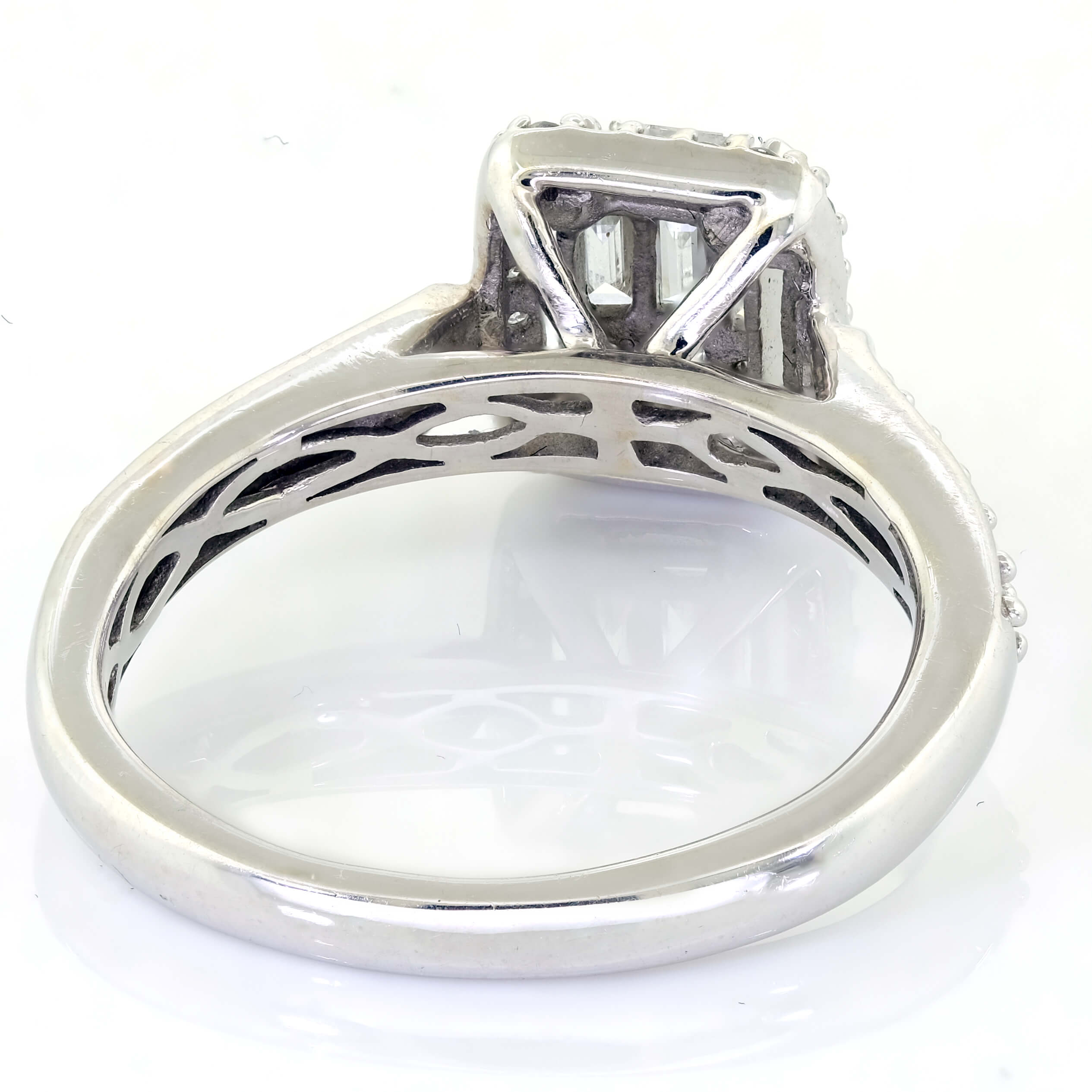 What Is An Invisible Halo Ring