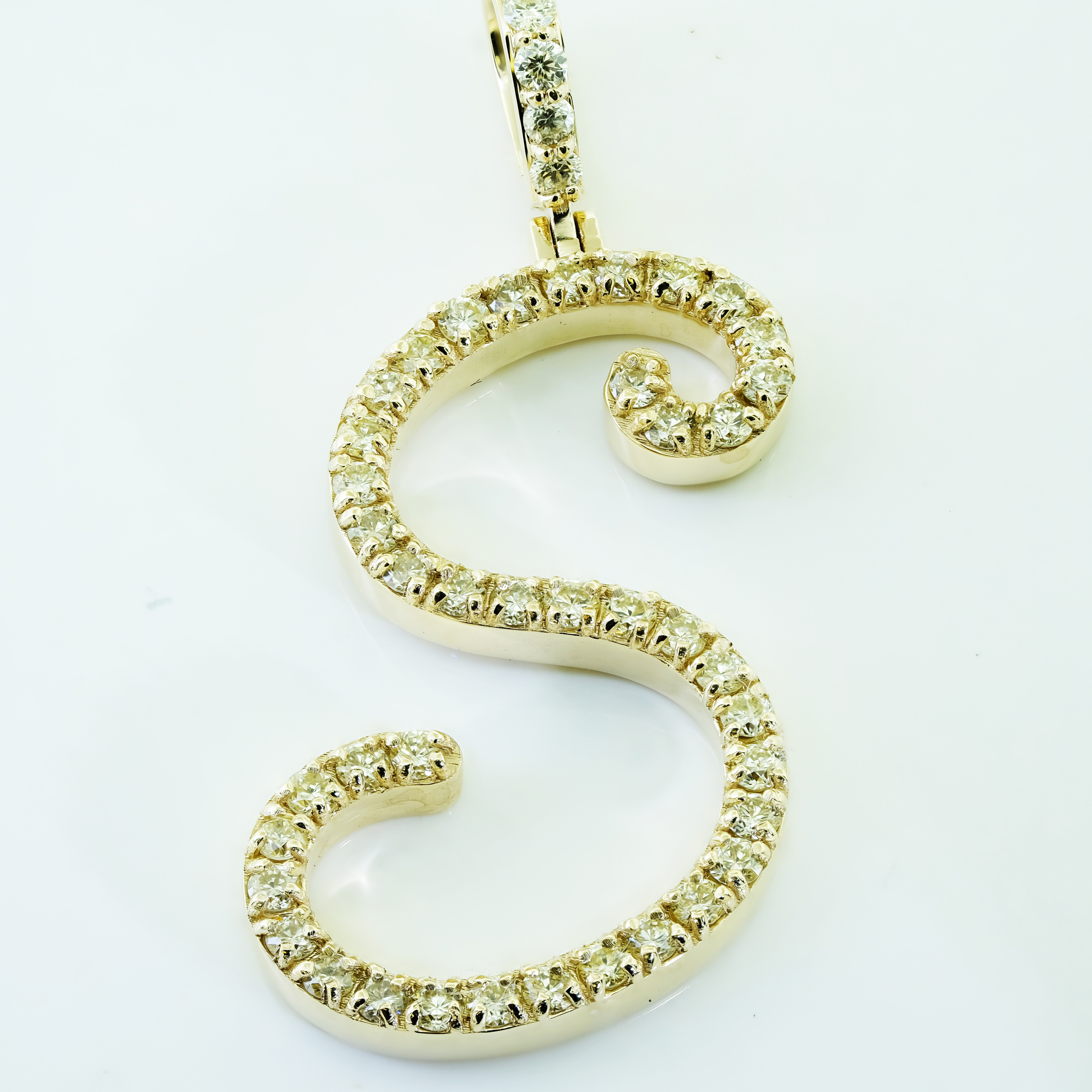 necklace letter s